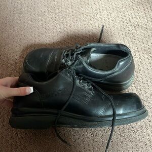 Red wings dress up men shoes.